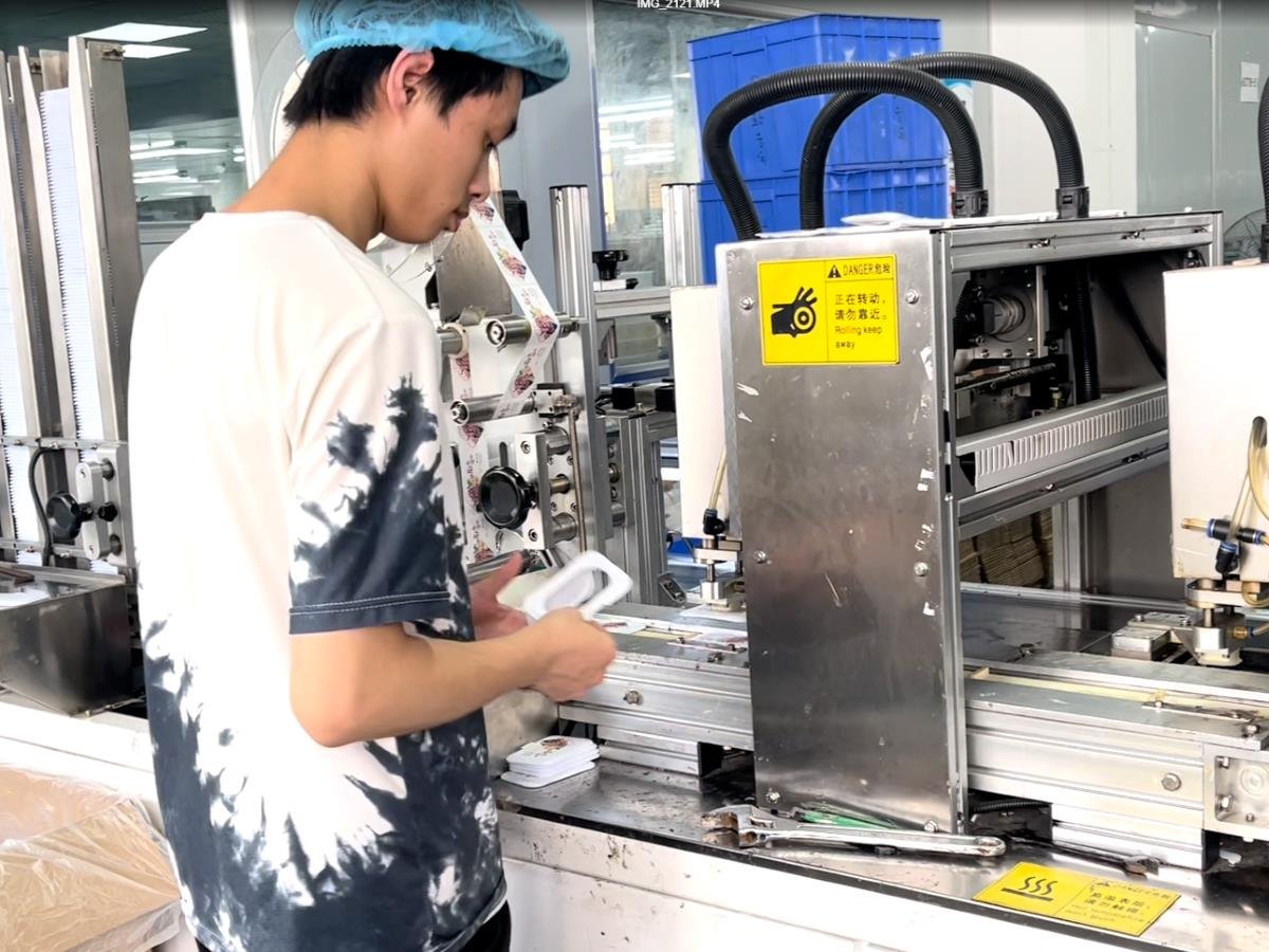 Newborn Wet Wipes Factory
